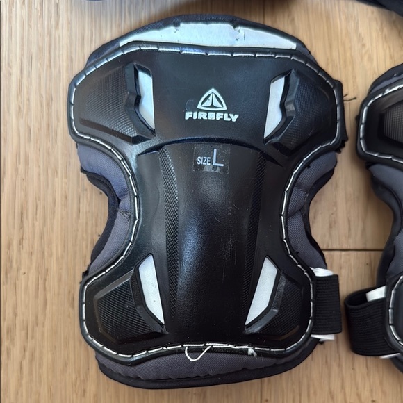 Black and White Youth Protective Gear Set - Picture 11 of 11